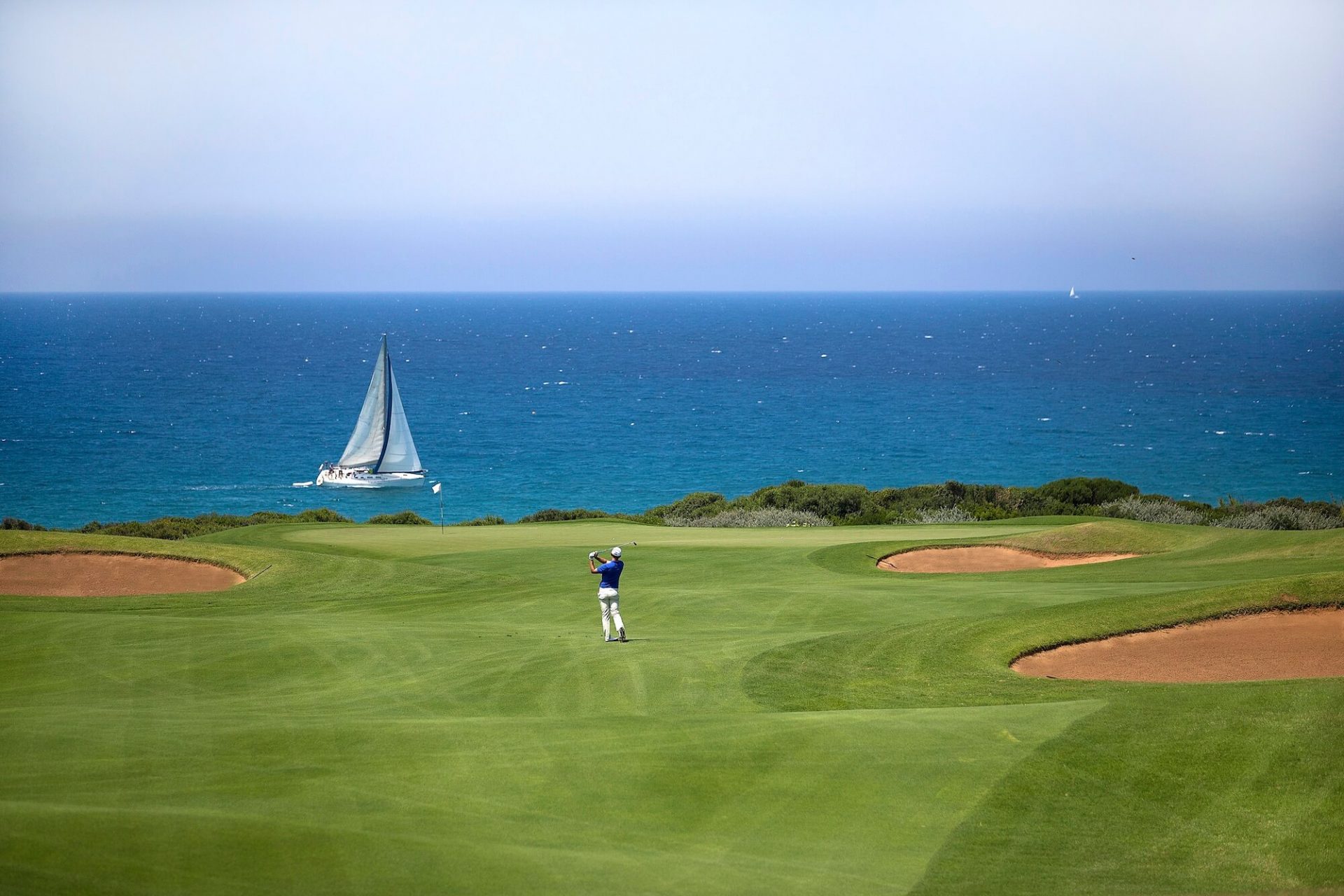 Costa Navarino - The Dunes Course - Hole 2